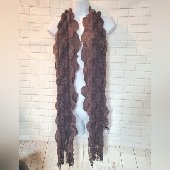 Deep Violet Purple Yarn Fringe Scarf - Picture 1 of 9